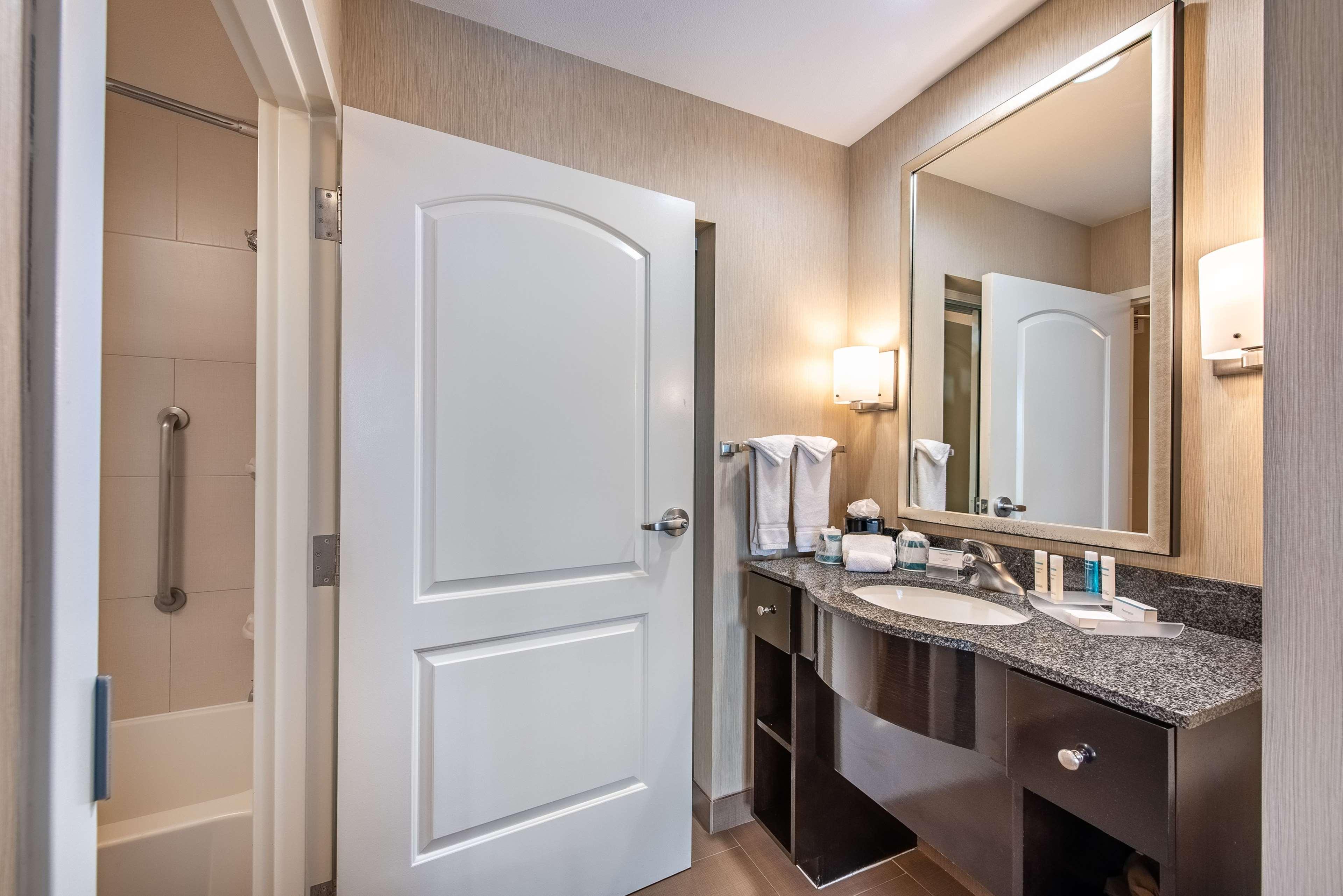 Homewood Suites By Hilton Oxnard/Camarillo Exteriör bild
